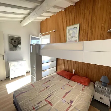 Agreable Avec Grande Terrasse Apartament Agde